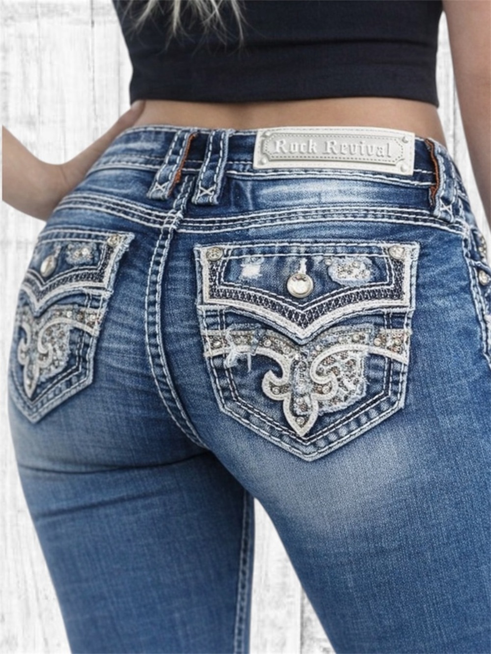 Rock Revival Celinda Mid Rise Straight Jeans Size 29 Embellished Pockets Stretch